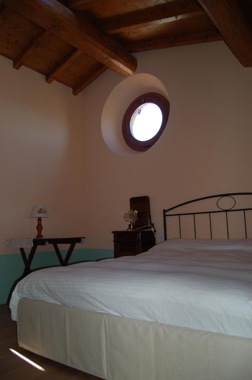 Agriturismo Il Filare Neviano degli Arduini ห้อง รูปภาพ